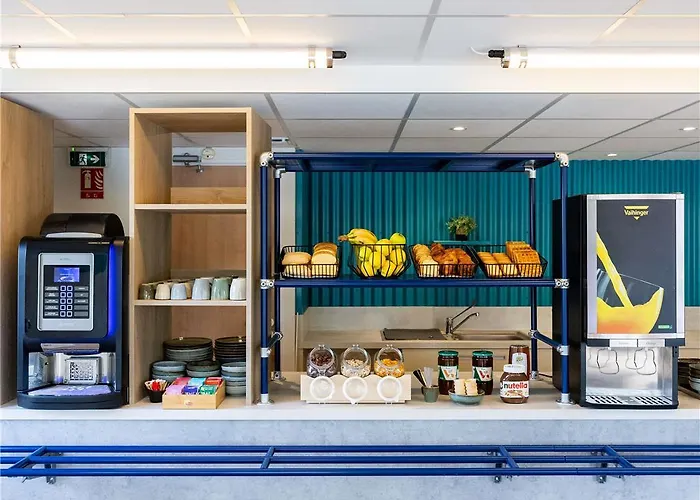 Hotel Ibis Budget Airport *