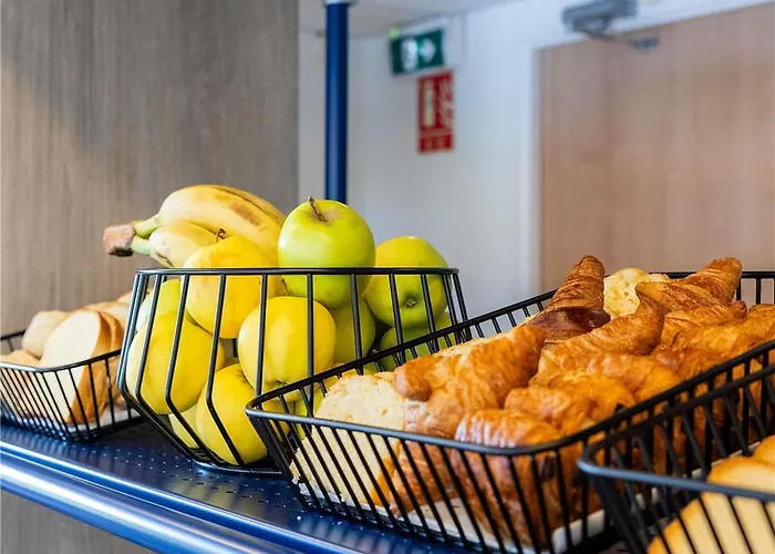 Ibis Budget Airport Hotel *